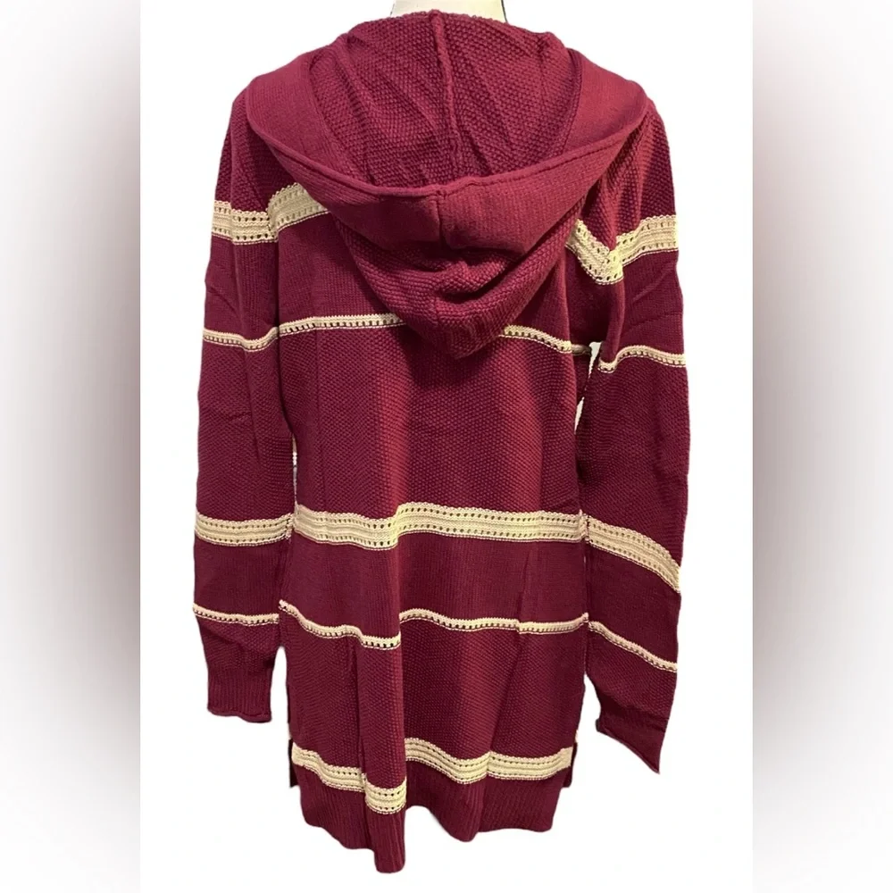 Lety and Me Knitted Hooded Cardigan Size Medium NWOT - Picture 6 of 9